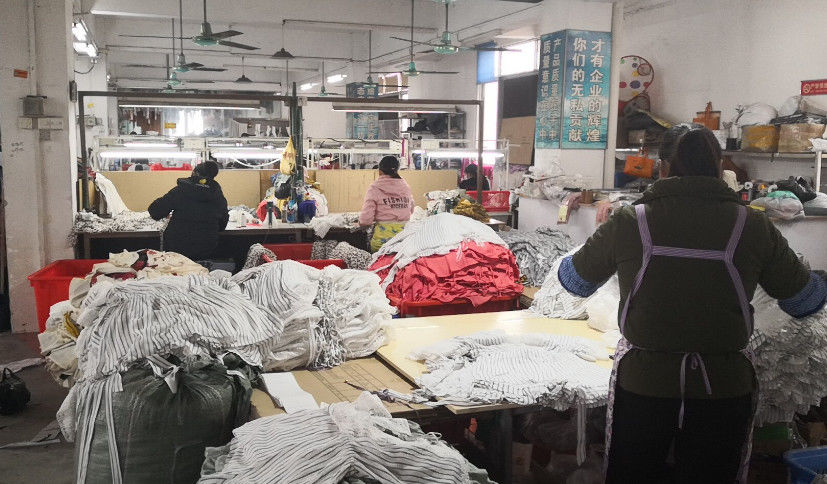 Guangzhou Beianji Clothing Co., Ltd. خط تولید سازنده